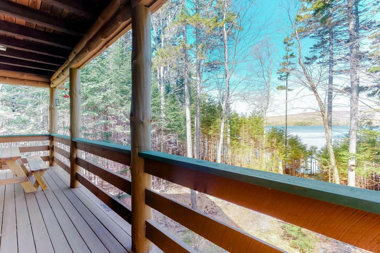 Loon Landing Lodge Greenville Exteriör bild